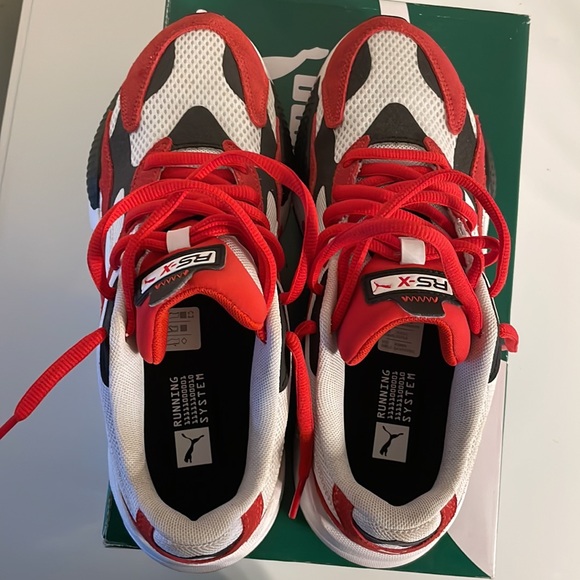 Mens Pumas - Picture 4 of 6